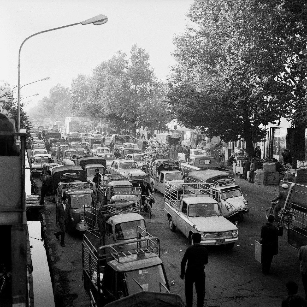 کلاف ترافیک تهران را چه کسی باز می کند؟