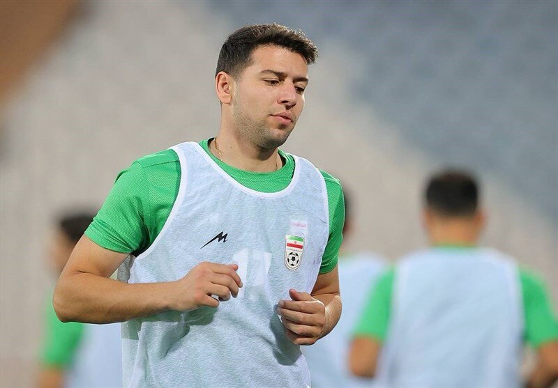 بازیکن استقلال در دو قدمی پرسپولیس قرار گرفت