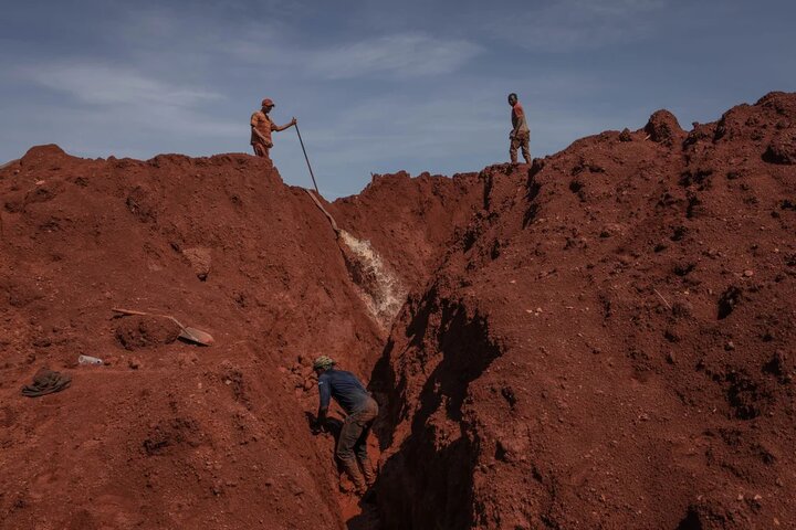 معادن طلای این کشور فقیر جهان همچنان فعال است