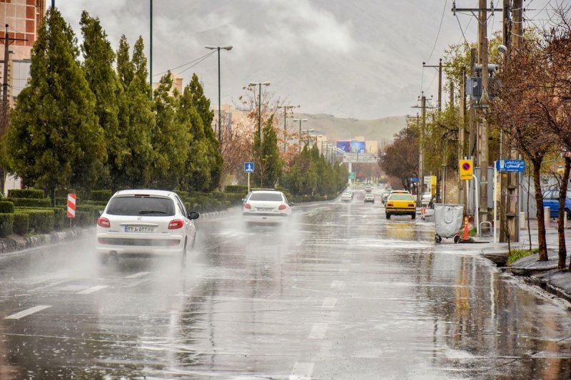 رگبار و رعد و برق در برخی نقاط کشور