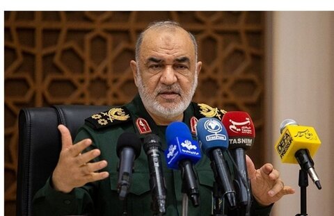 اولین تصویر از سنگ مزار سردار سلامی منتشر شد