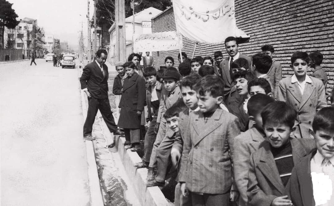 بازگشایی مدارس با گرفتن تعهد کتبی از دانشآموزان سیاسی! +عکس و جزئیات