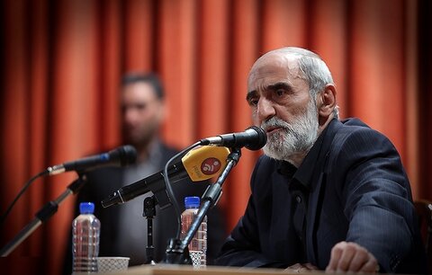 کیهان: میز مذاکره را تعطیل کنید!