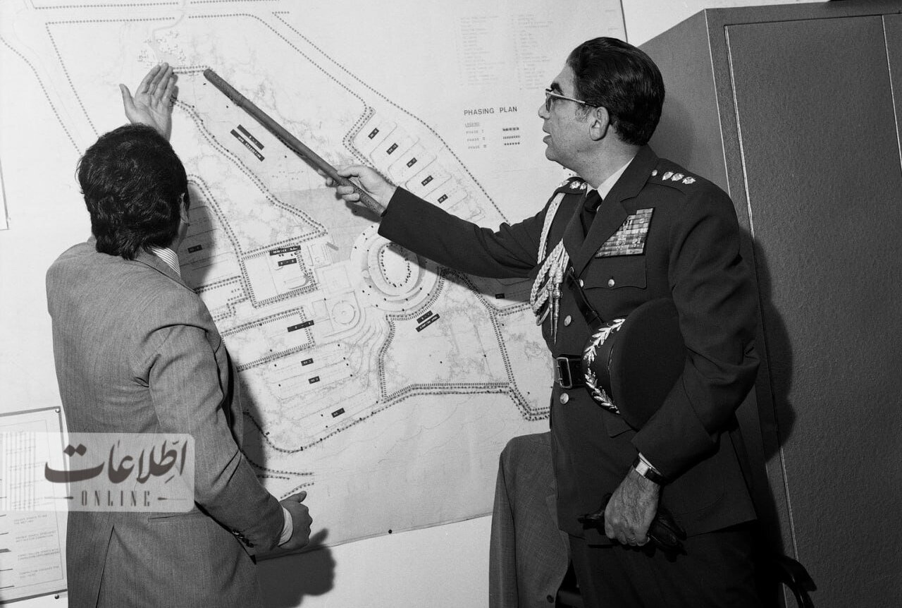 عکسهای آغاز ساخت استادیوم آزادی با حضور غلامرضا پهلوی!