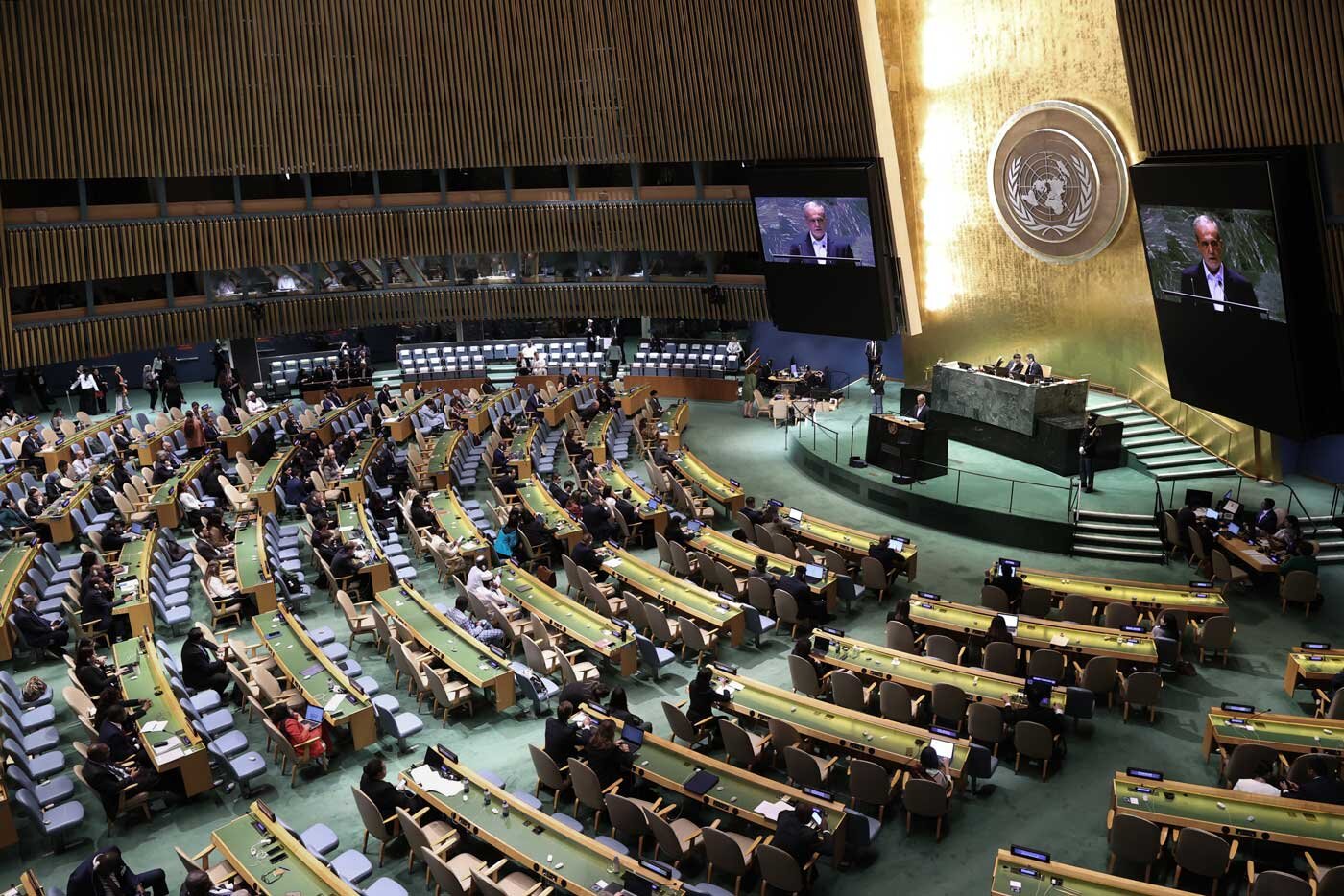 حاضران سازمان ملل در زمان سخنرانی رئیسجمهور ایران