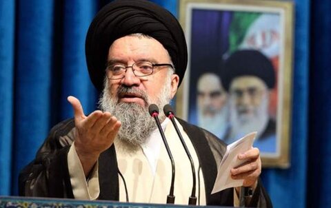 خاتمی خطاب به طرفداران مذاکره با آمریکا: تسلیم نمی‌شویم