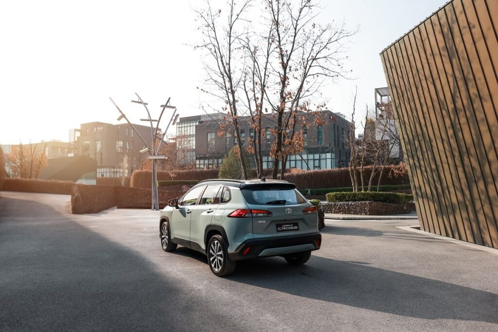 خودروی ۲ میلیاردی را ۷ میلیارد تومان میفروشند!