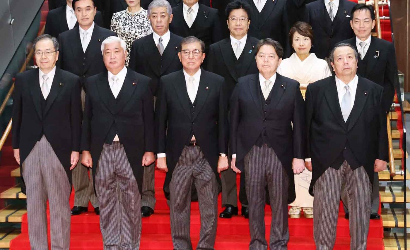 تمسخر کابینه جدید بهخاطر شکم وزیر/ فوتوشاپ کار دست دولت داد! +تصاویر