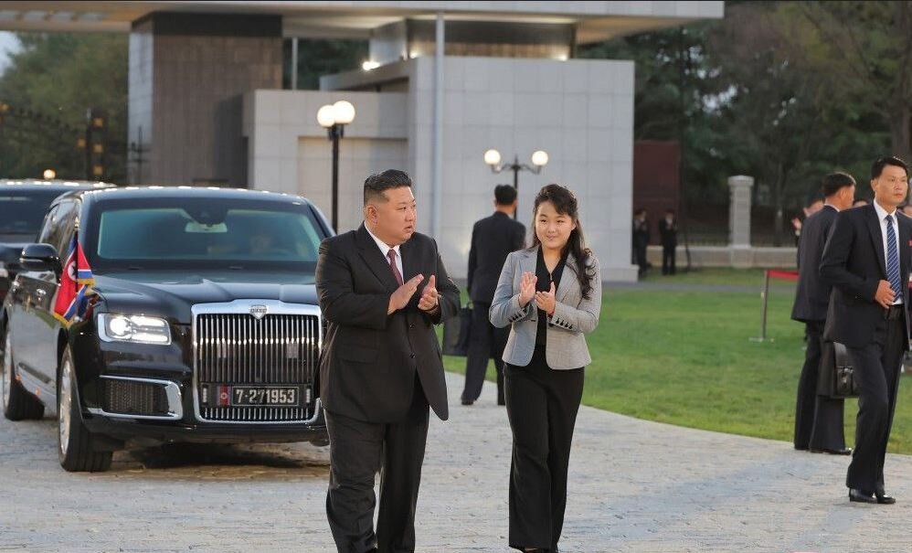 جشن تأسیس حزب کارگران کرهشمالی با حضور اون و دخترش +عکس