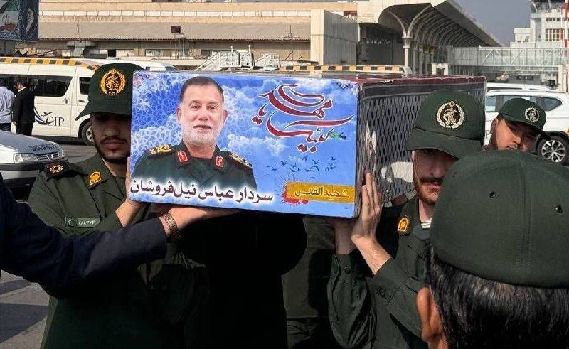سنگ تمام مشهدیها در تشییع پیکر شهید نیلفروشان +عکس و ویدئو