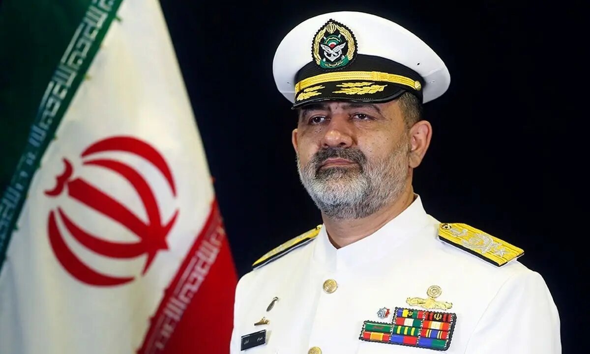فرمانده نیروی دریایی ارتش: نیروی دریایی ایران مقتدرانه از مردم دفاع می‌کند