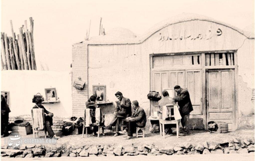 هزینه آرایشگاههای تهران ۸۰ سال پیش چقدر بود؟ + عکسدیدنی از سلمانیهای دورهگرد