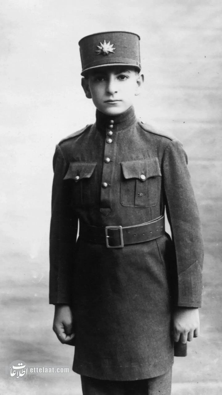 تولد شاه به روایت خودش! +عکسهایی از کودکی و نوجوانی