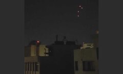 اولین ویدیوهای مردم از آسمان تهران هنگام حمله اسرائیل!