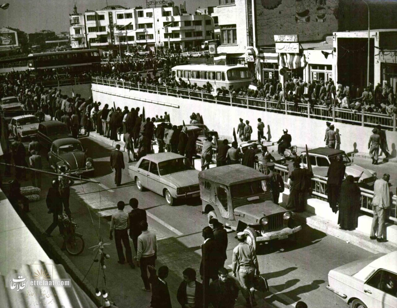 عکسهای دیدنی از میدان امام حسین(ع) ۵۰ سال پیش