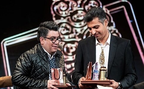 عادل فردوسیپور باز هم در صدر اخبار فضای مجازی نشست +عکس