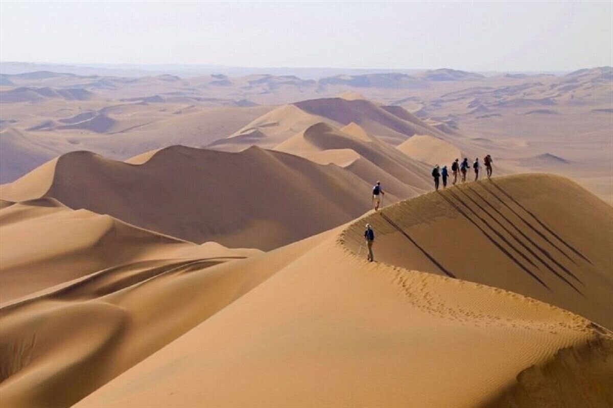 ۱۵ گردشگر گم شده در کویر طبس پیدا شدند