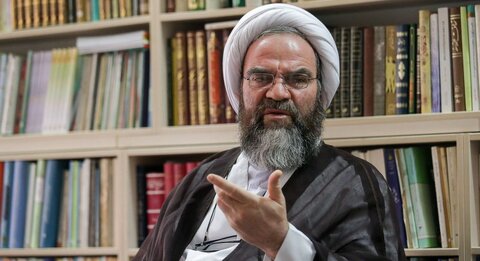 غرویان: هر لحظه امکان حمله نظامی به کشور وجود دارد