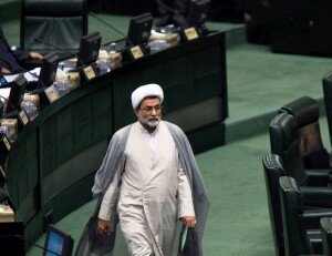 این خاموشیها هزینههای سنگینی به مردم وارد میکند