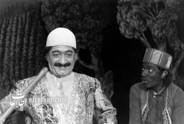 عکسهای تاریخی از علی نصیریان و عزتالله انتظامی در تئاتر تهران ۱۳۵۳