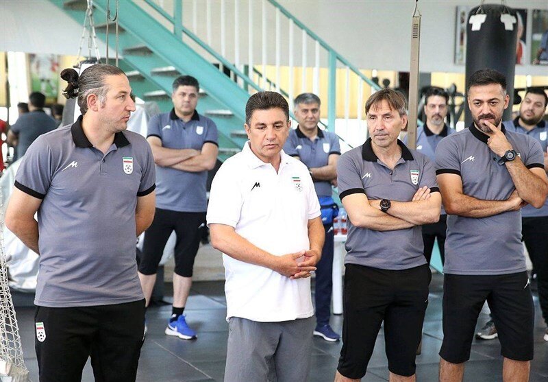 مدیرروستا: بهتر است درباره برخورد قلعهنویی در مراسم ختم حرفی نزنم!