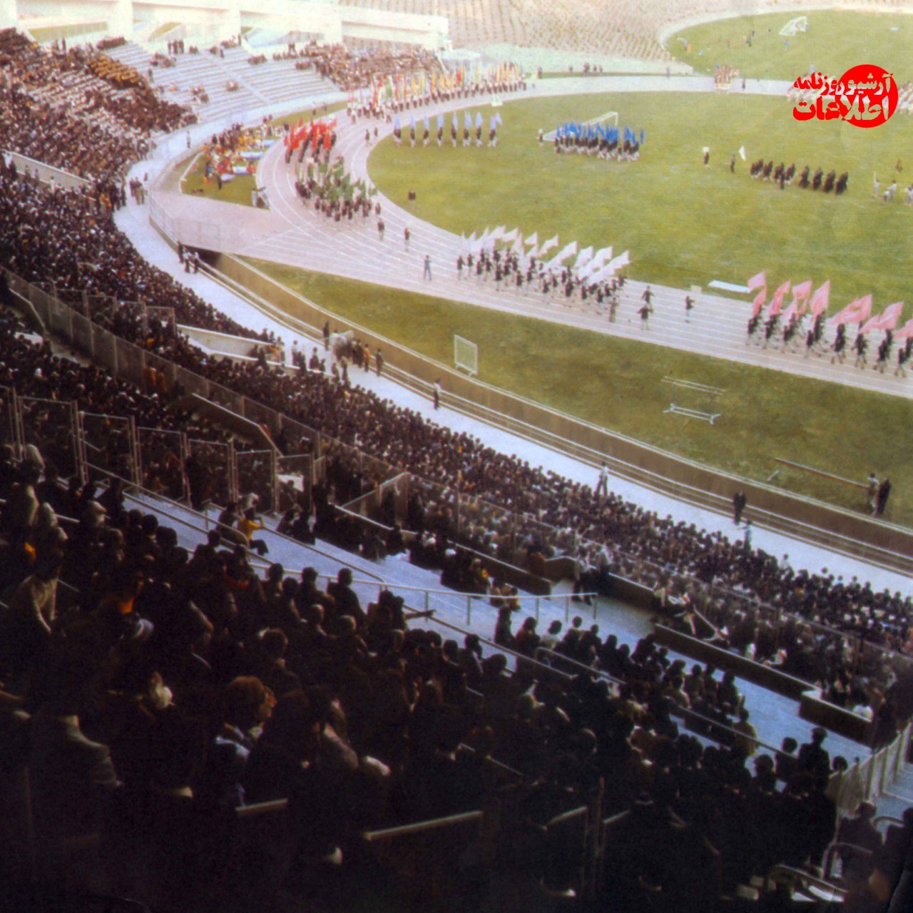 چند نکته درباره ورزشگاه فرح؛ بزرگترین استادیوم کابلی دنیا! +عکسهای دیدنی