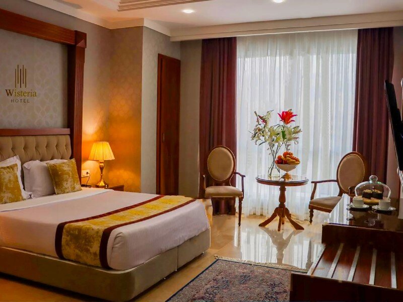 اقامت در هتل ویستریا تهران