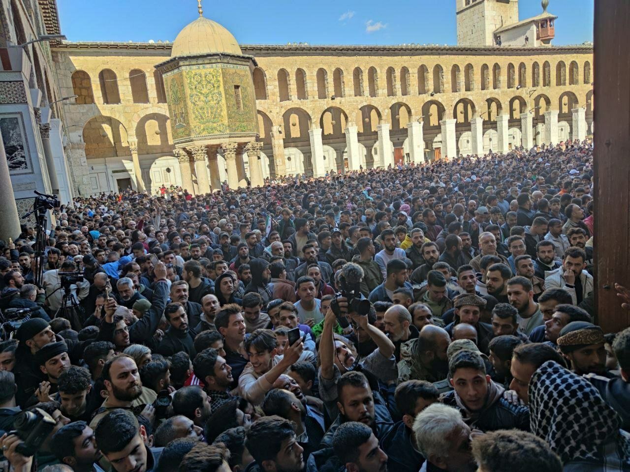 اولین نماز جمعه در مسجد اموی دمشق