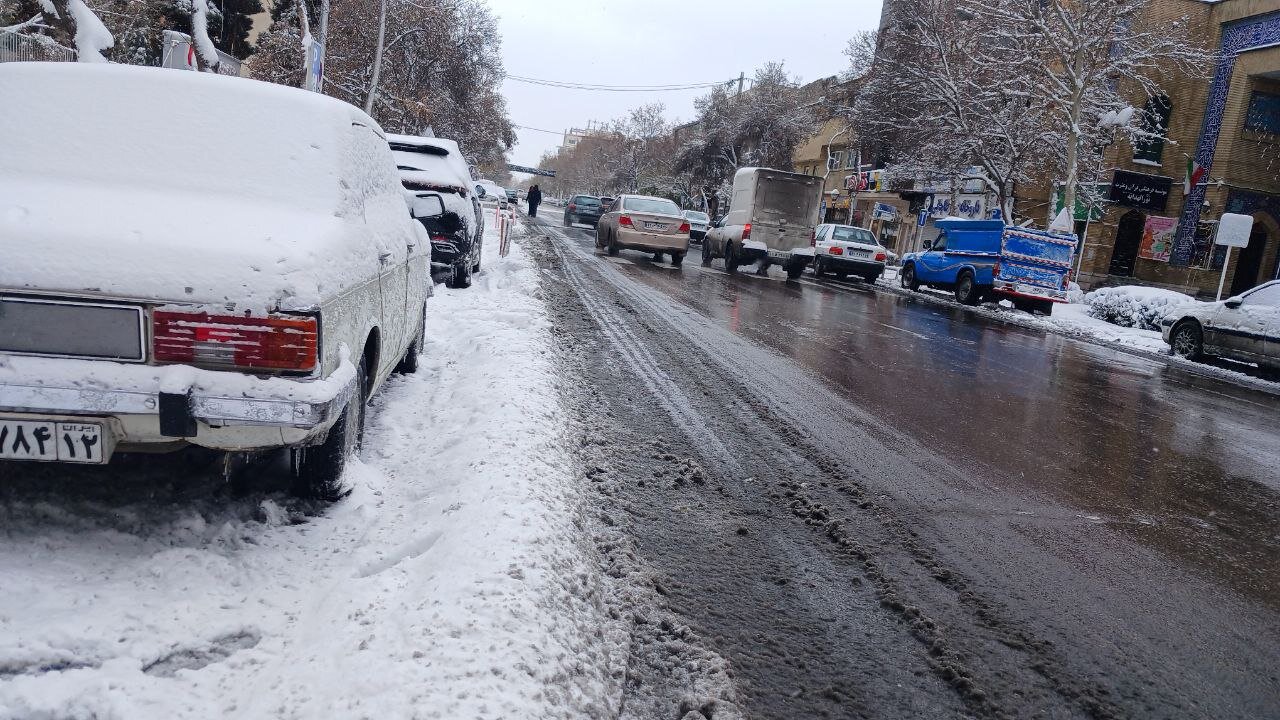 برف مشهدیها را غافلگیر کرد