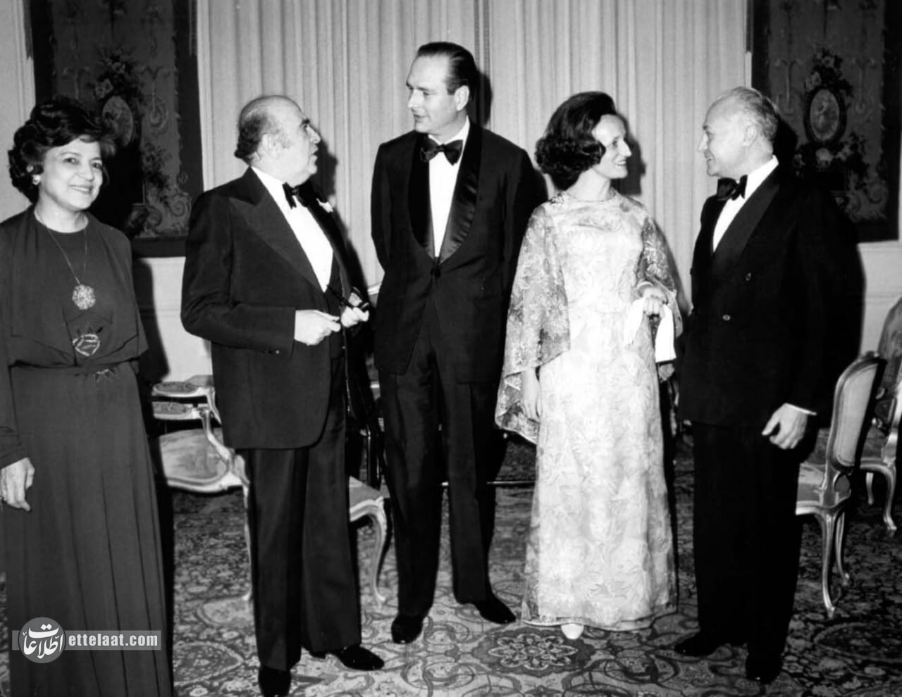 عکسهای منتشرنشده از سفر ژاک شیراک و همسرش به تهران: همه چیز از فرانسه خریدیم!