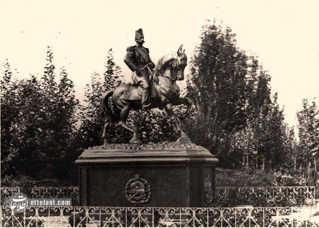 زمین در خیابان کارگرجنوبی متری ۳۰ ریال! +عکسهای دیدنی