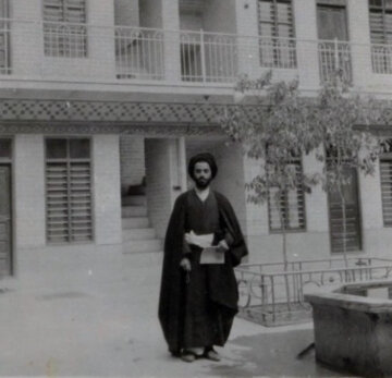 مدرسه آیت‌الله بروجرودی در نجف ساخته شد! +عکس تاریخی