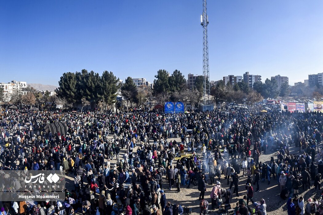 با این تصاویر به جشنواره آش رشته در بجنورد سری بزنید