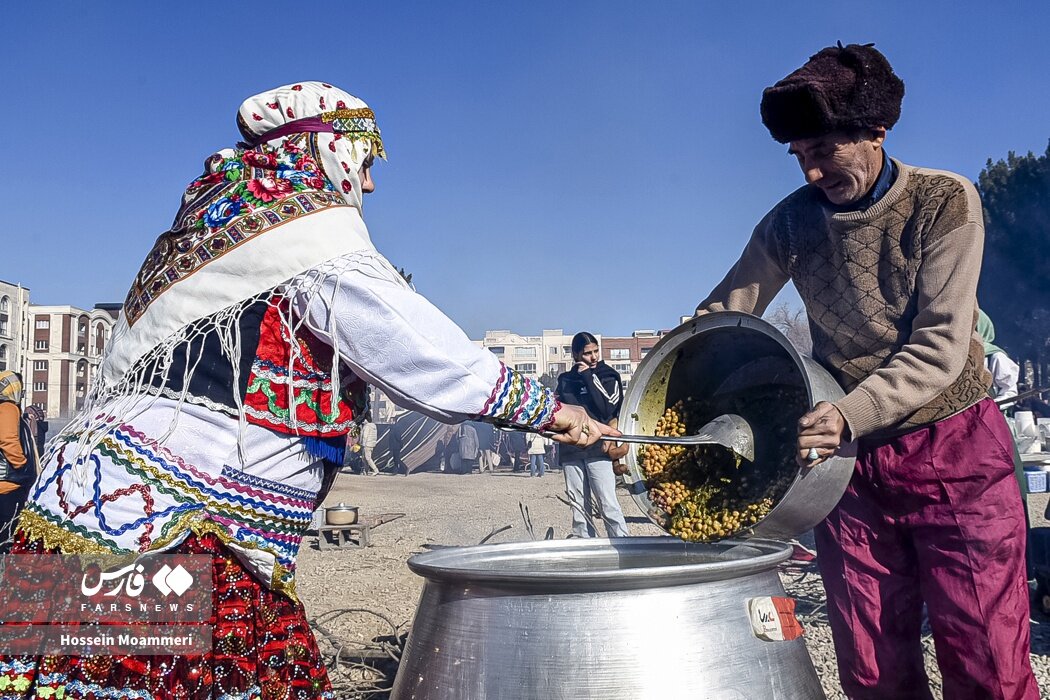 با این تصاویر به جشنواره آش رشته در بجنورد سری بزنید