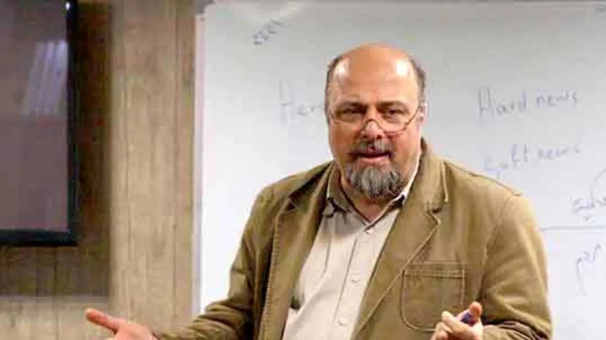 افراط و تفریطها منافع عمومی را به خطر میاندازد