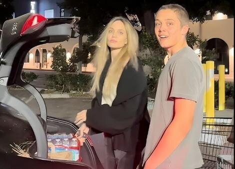 آنجلینا جولی: این آمریکا را نمی‌شناسم