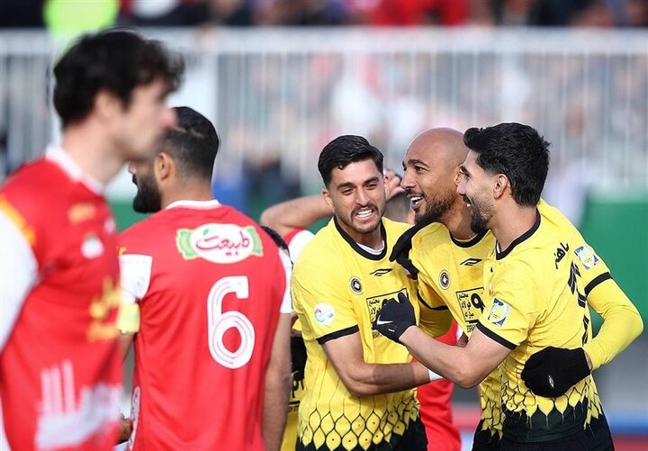 سپاهان برنده بازی بزرگ/ دست «پرسپولیسِ آقا کریم» به جام نرسید