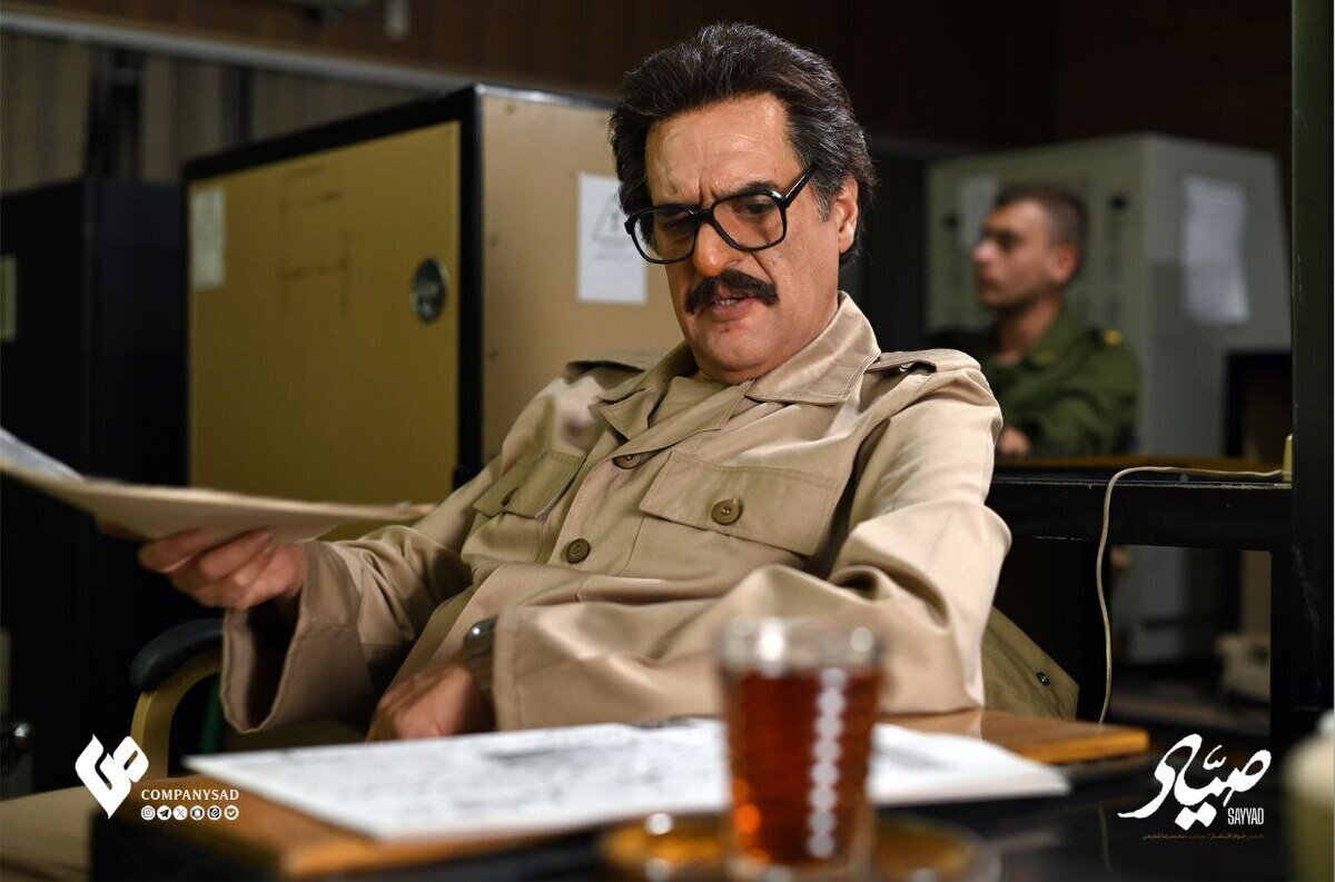 هومن برقنورد در نقش بنی صدر