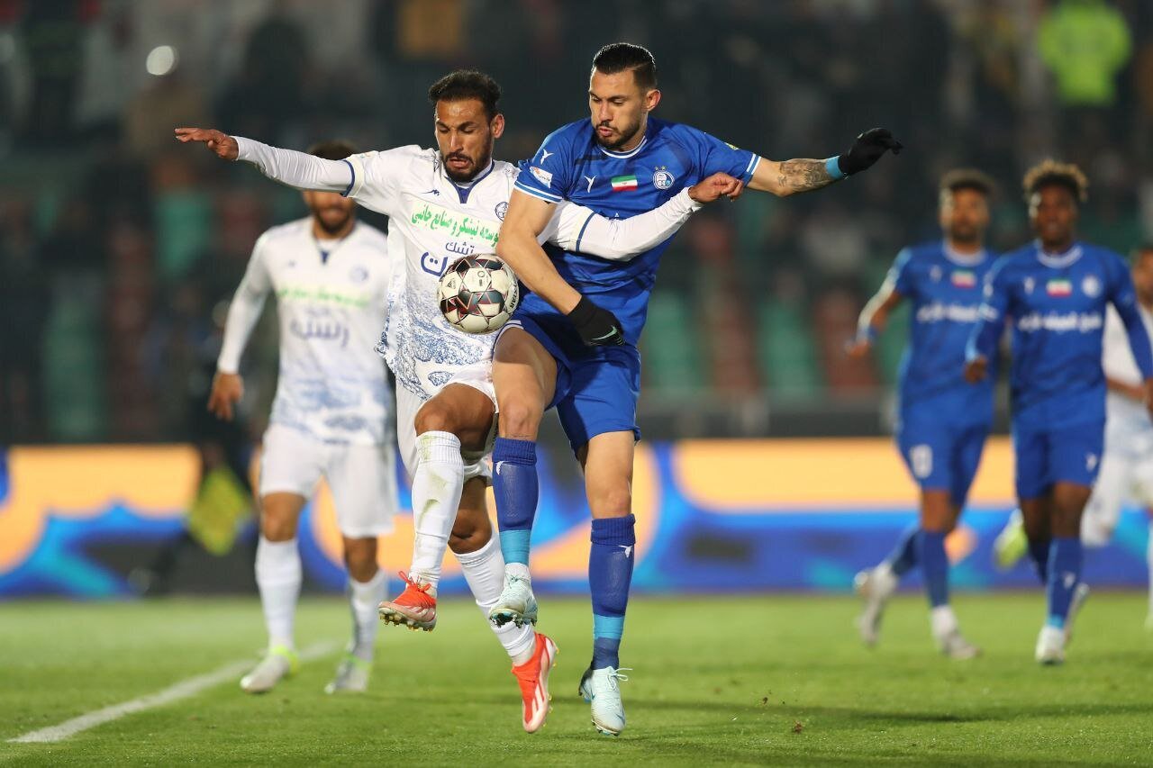 صحنههای حساس دیدار استتقلال تهران و استقلال خوزستان