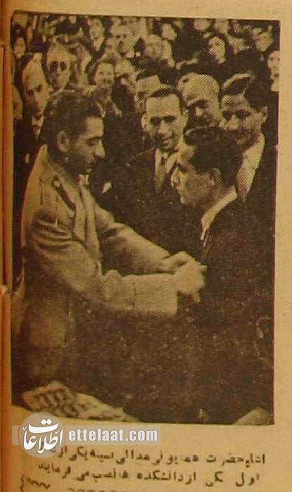 محمدرضاشاه و فوزیه از دانشگاه تهران بازدید کردند +تصاویر
