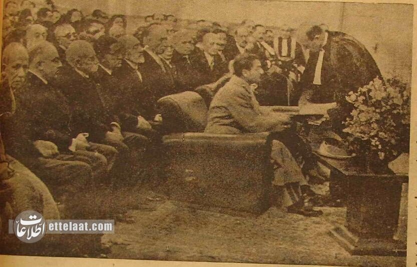 محمدرضاشاه و فوزیه از دانشگاه تهران بازدید کردند +تصاویر