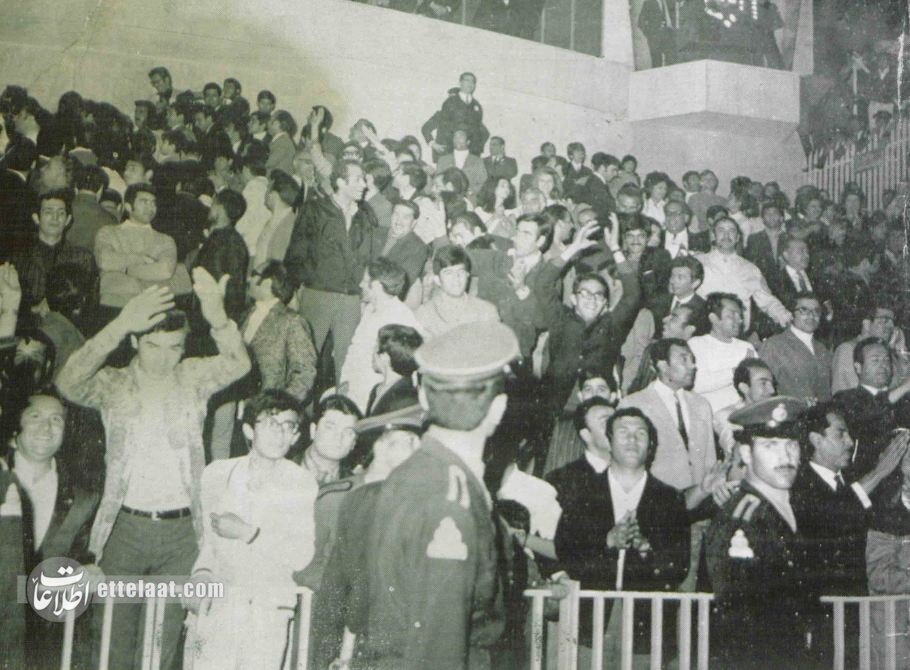 عکسهای منتشرنشده از اولین قهرمانی آبیها در آسیا و ستارهای که خانهنشین شد