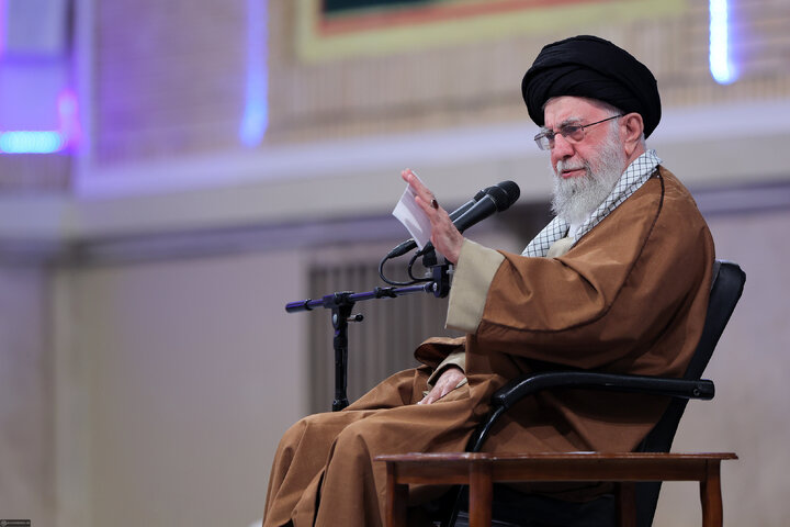 رهبر انقلاب: مطمئن باشید رژیم صهیونی را بیچاره می‌کنیم