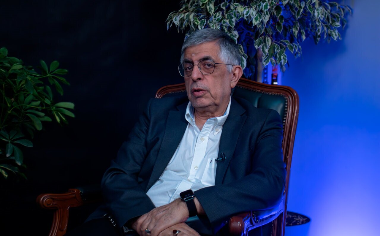 غلامحسین کرباسچی