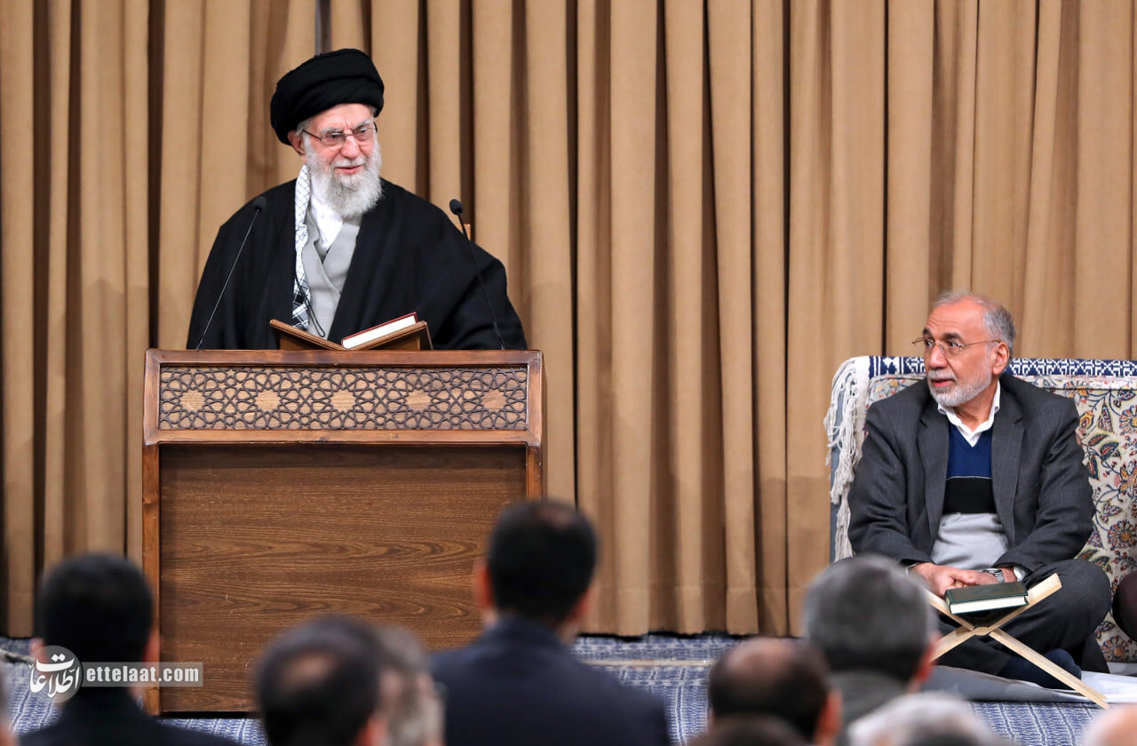 آیت‌الله سیدعلی خامنه‌ای، رهبر انقلاب