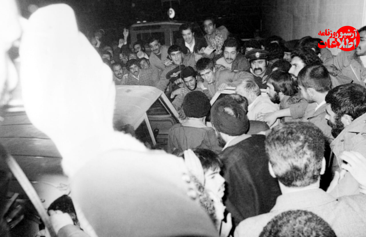 عکس عقدکنان دو پرستار بیمارستان قلب با حضور امام(ره)