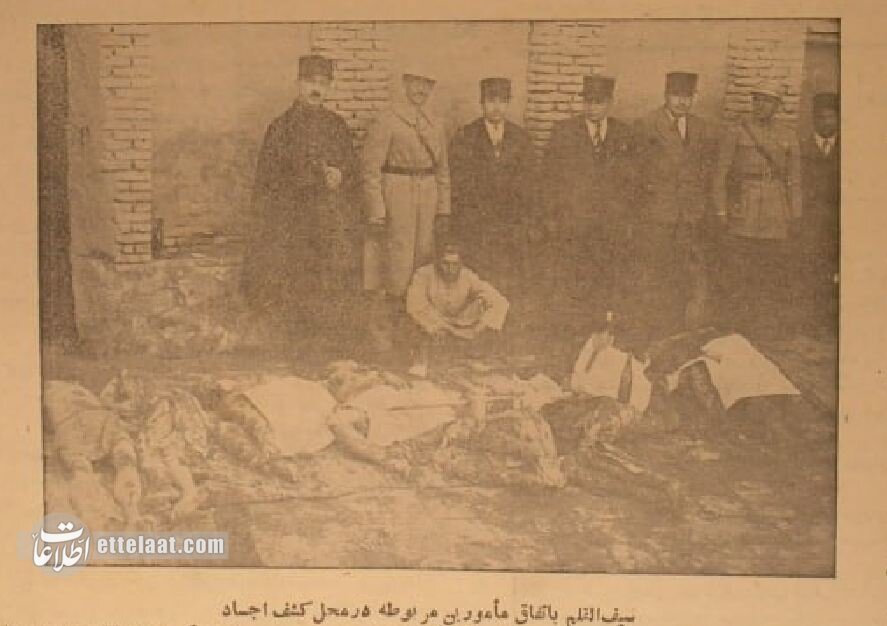 مخوفترین قاتل عنکبوتی شیراز 90 سال قبل اعدام شد +عکس و جزئیات 3 عکس منتشر نشده از نشریه شهربانی که هنگام دستگیری سیف القلم برداشته شده و برای اولین بار در فضای مجازی منتشر می شود.