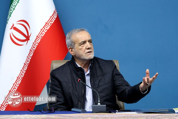 پزشکیان درباره علت حذف ظریف و دبیری از دولت توضیح داد