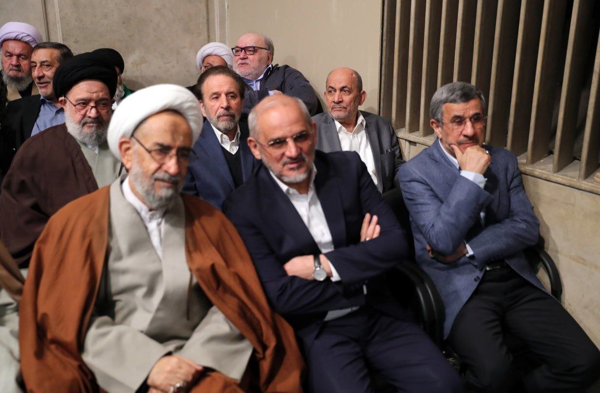 حضور احمدینژآد و مصلحی در دیدار مسئولان نظام با رهبر انقلاب