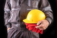 قطع بیمه ۳۰۰ هزار کارگر ساختمانی در دو سال گذشته +ویدیو